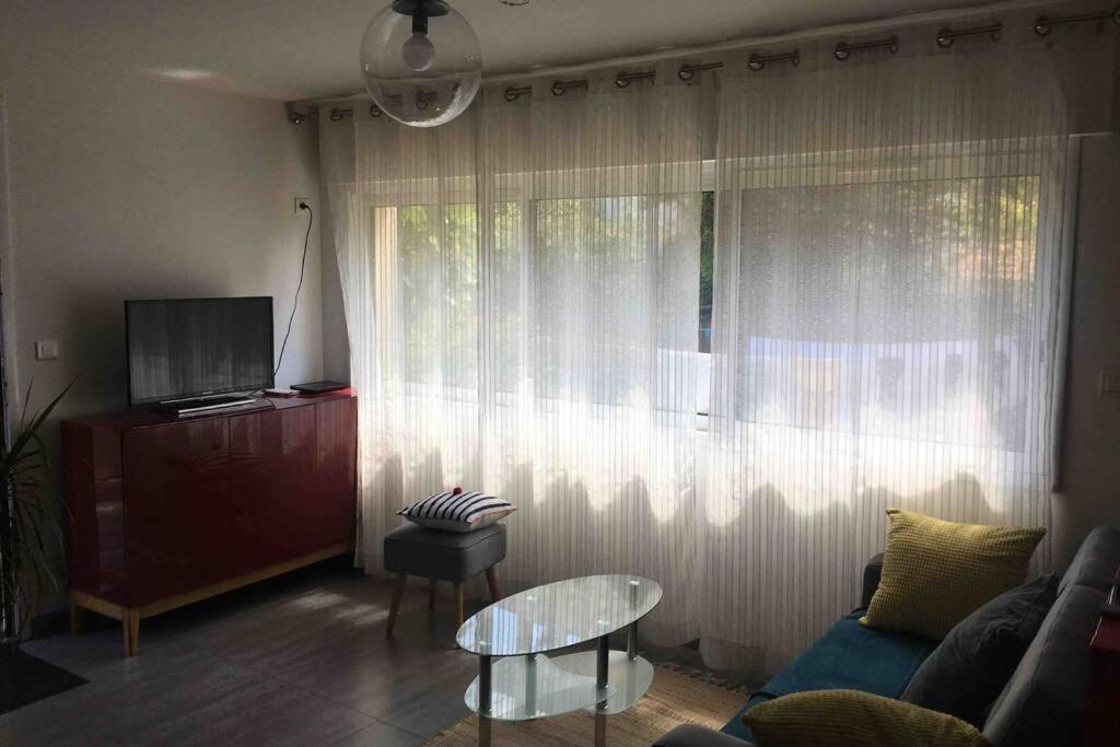 Bel Appartement En Rez De Jardin, 10Min Centre Et 300M Quais De Seine Wifi Rouen Luaran gambar