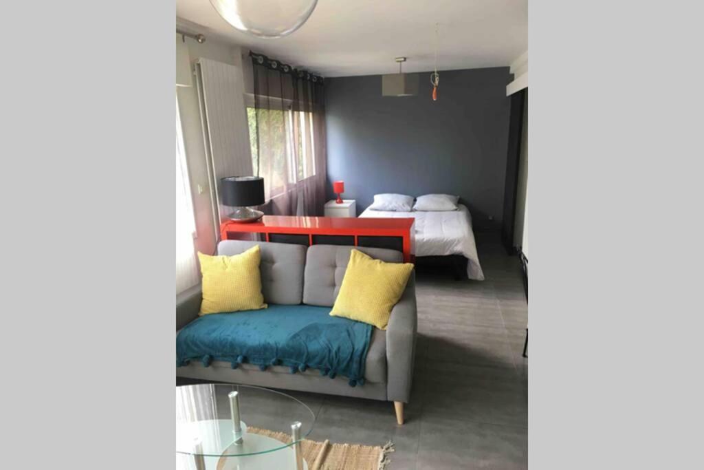 Bel Appartement En Rez De Jardin, 10Min Centre Et 300M Quais De Seine Wifi Rouen Luaran gambar